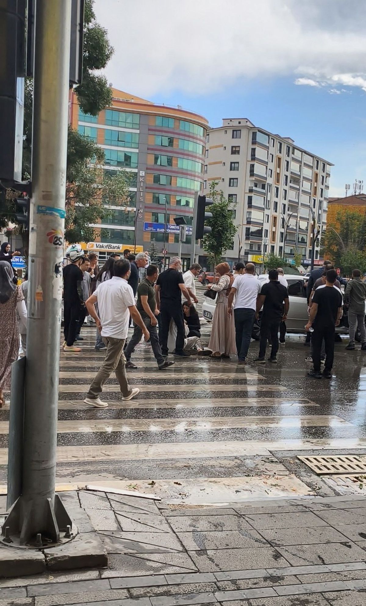 Elazığ'da Kaçan Sürücü Kazası: 1 Yaralı