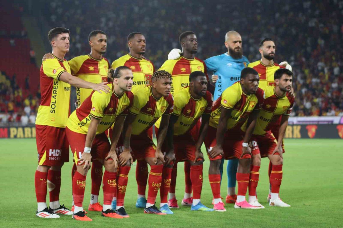 Göztepe, Gaziantep'i Ağırlıyor: İlk Galibiyet Hedefi