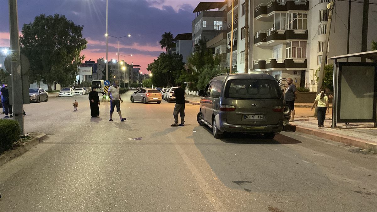 İskenderun'da Geri Manevralı Panelvan 71 Yaşındaki Kadına Çarptı