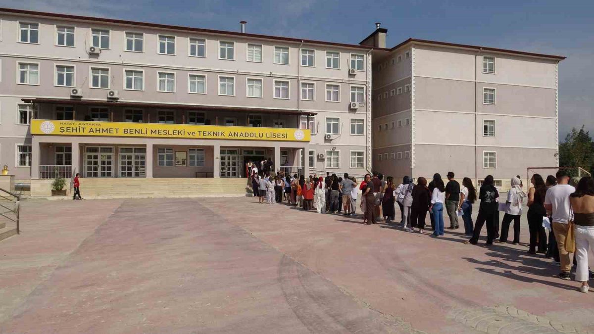 Hatay'da 2026 KPSS Lisans sınavı sorunsuz yapıldı