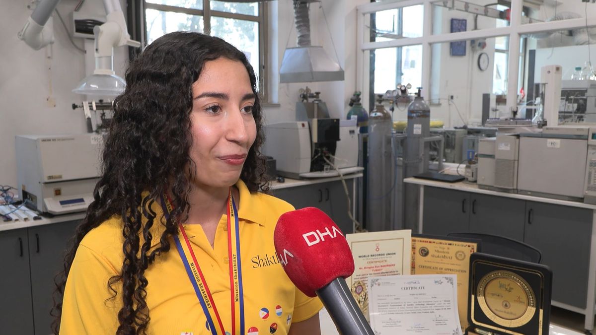 LGS birincisi Bengisu Ece Bakırdere'ye uzayda çifte altın madalya