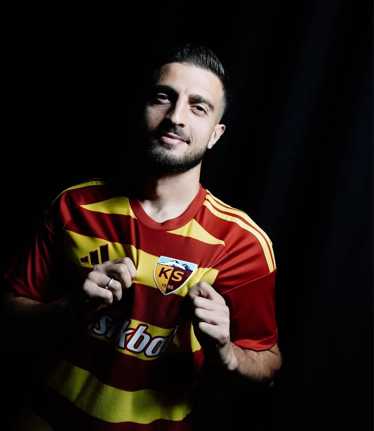 Kayserispor, Ensar Kemaloğlu'nu Kadrosuna Kattı