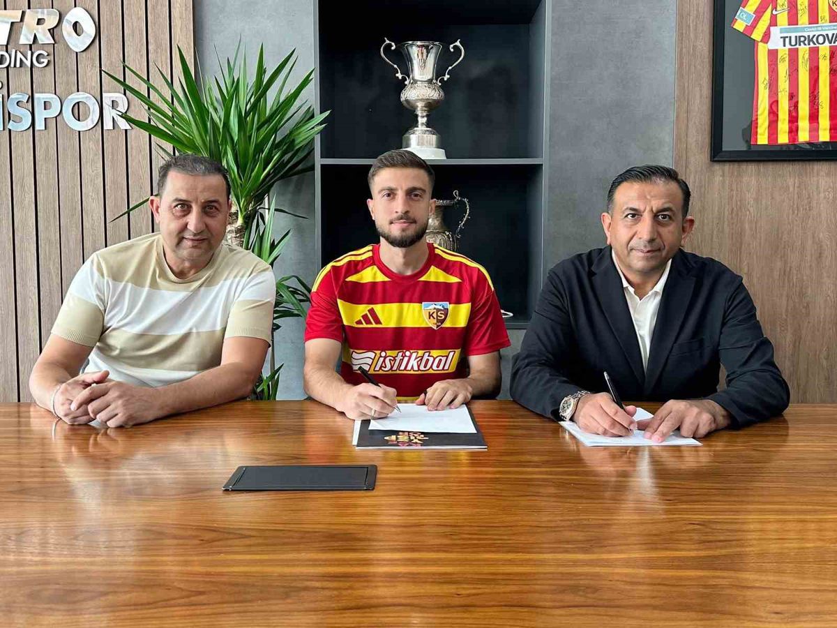Kayserispor transferin son gününde iki oyuncu kattı