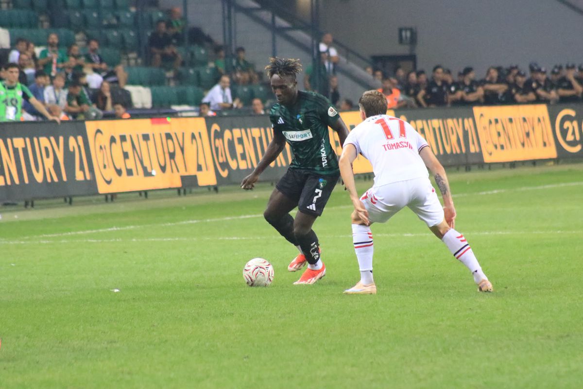 Kocaelispor sahasında Samsunspor'u 1-0 yendi