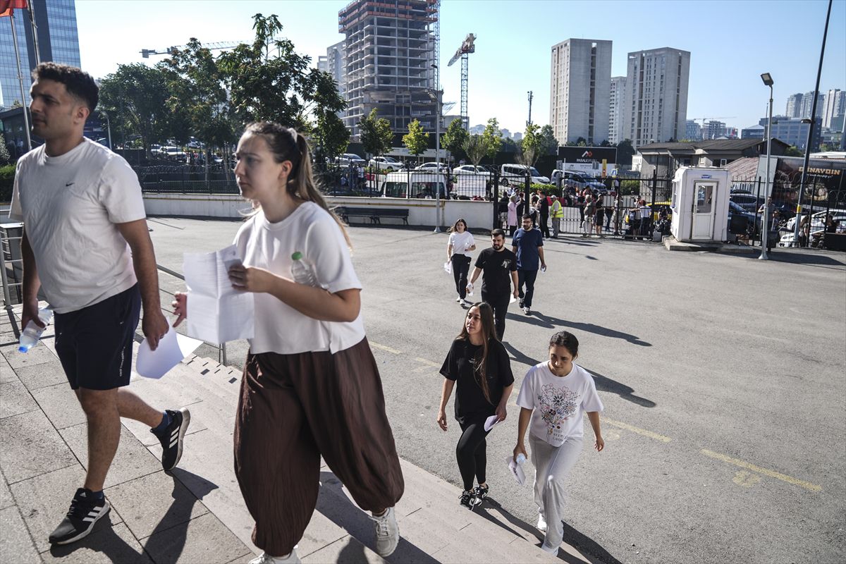 KPSS Lisans Oturumu 4 Kentte Başladı