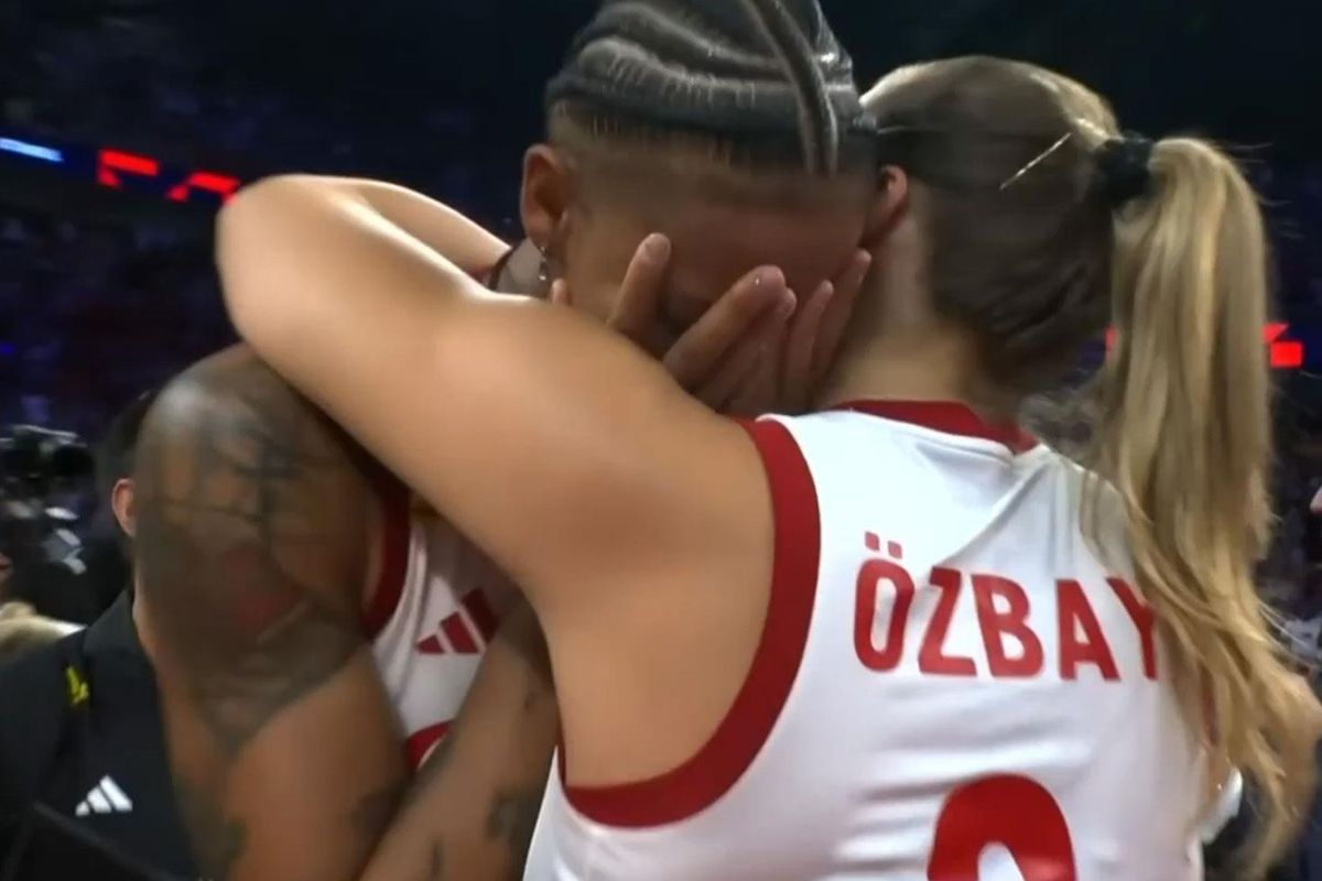 Melissa Vargas kendini tutamadı! Cansu'ya sarılıp hıçkıra hıçkıra ağladı