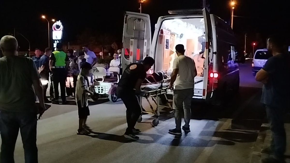 Osmancık'ta trafik kazası: 2'si çocuk 3 yaralı