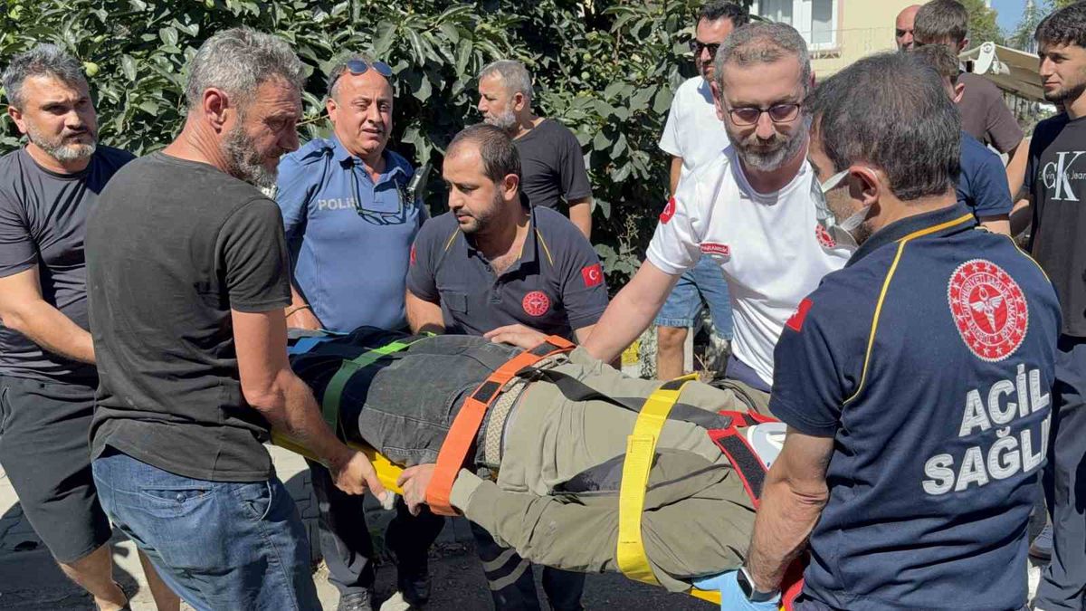 Tekkeköy'de Motosiklet-Otomobil Çarpıştı: 2 Yaralı