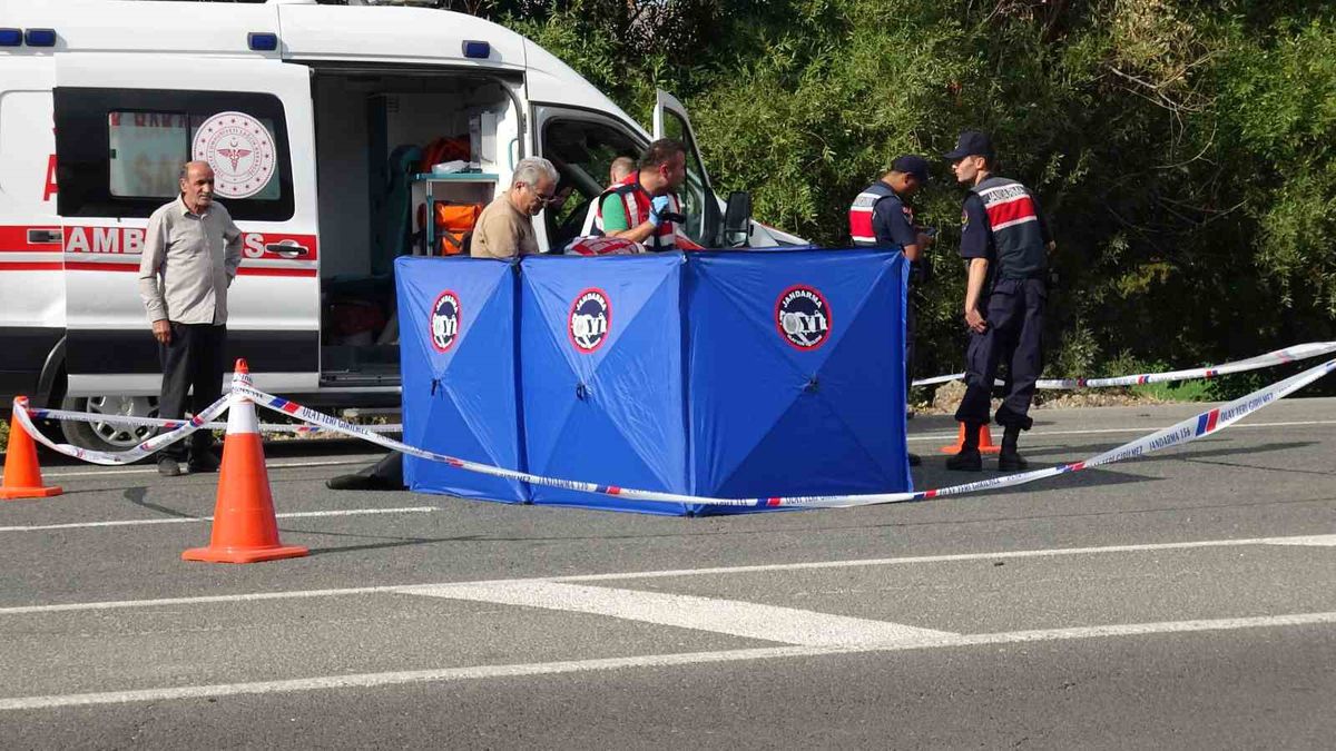 Malatya'da Yolun Karşısına Geçen Kişiye Otomobil Çarptı: 1 Ölü