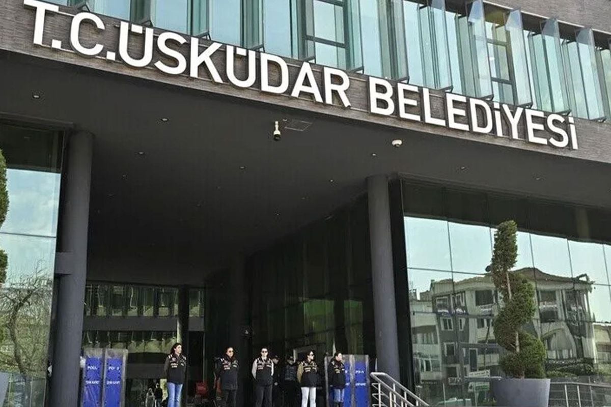 Üsküdar Belediyesi'ne yönelik soruşturmada 3 kişi tutuklandı