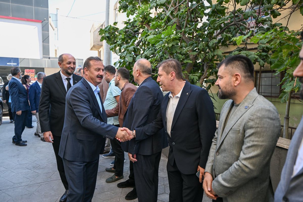 Ağıralioğlu Kocaeli'de iş dünyasıyla buluştu