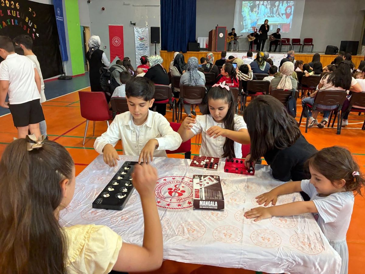 Ağrı'da Çocuklar Yaz Tatilini Spor, Sanat ve Bilimle Geçirdi