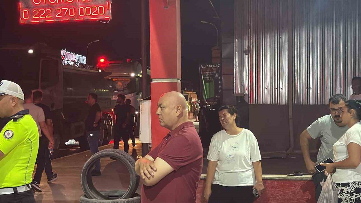 Eskişehir'de Sanayi Sitesinde Yangın: Çaresizlik ve Gözyaşları