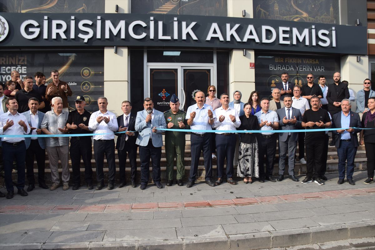 Batman'da 'Girişimcilik Akademisi' açıldı