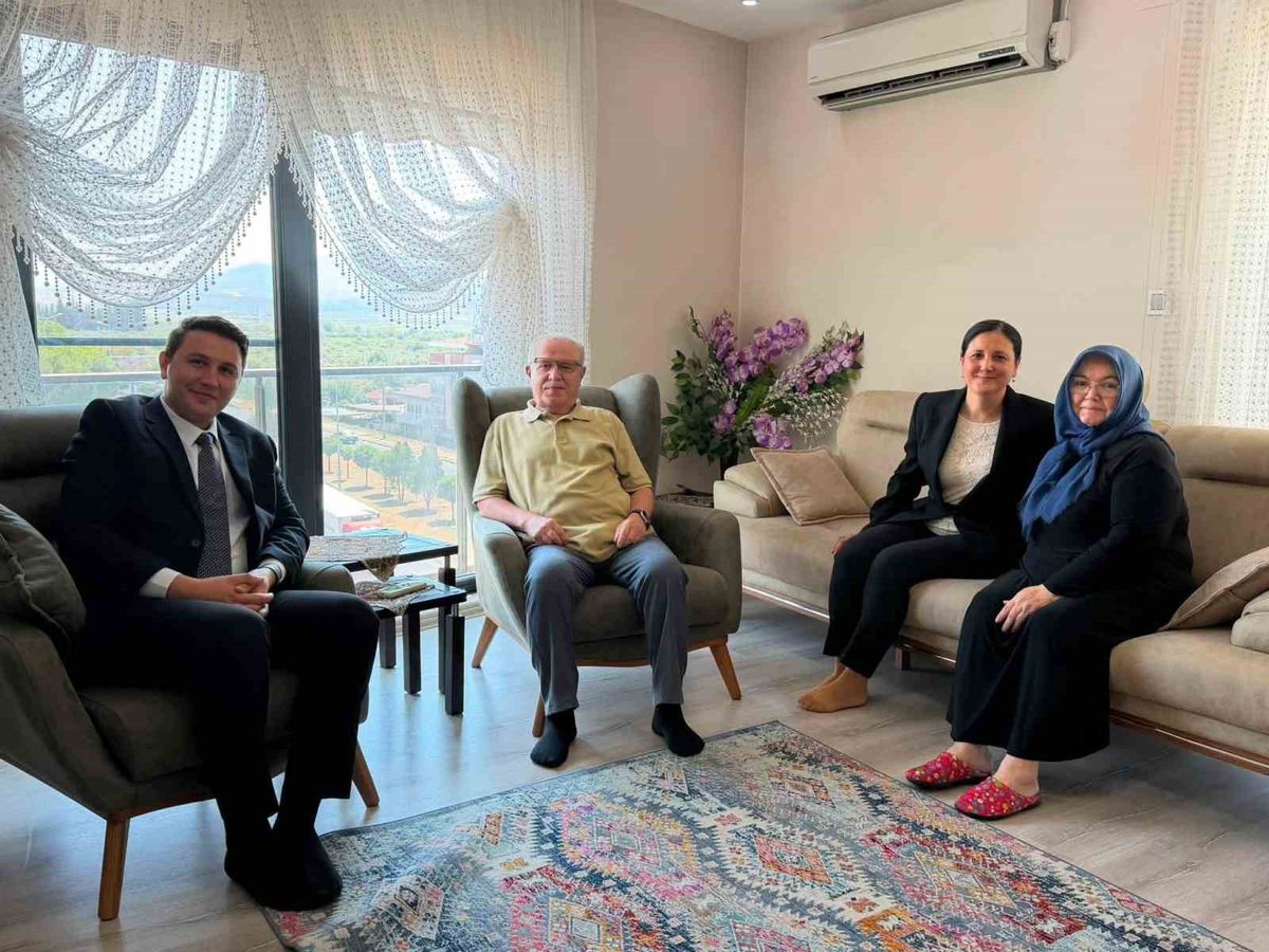 Buharkent Kaymakamı şehit aileleri ve gazileri ziyaret etti