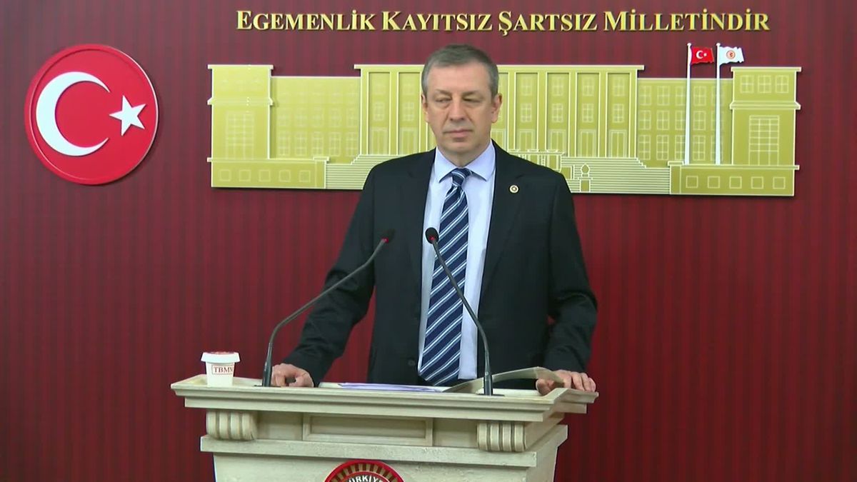 CHP'li Türeli: 'Hiç kimse Orta Vadeli Program'da yer alan hedeflere inanmıyor'