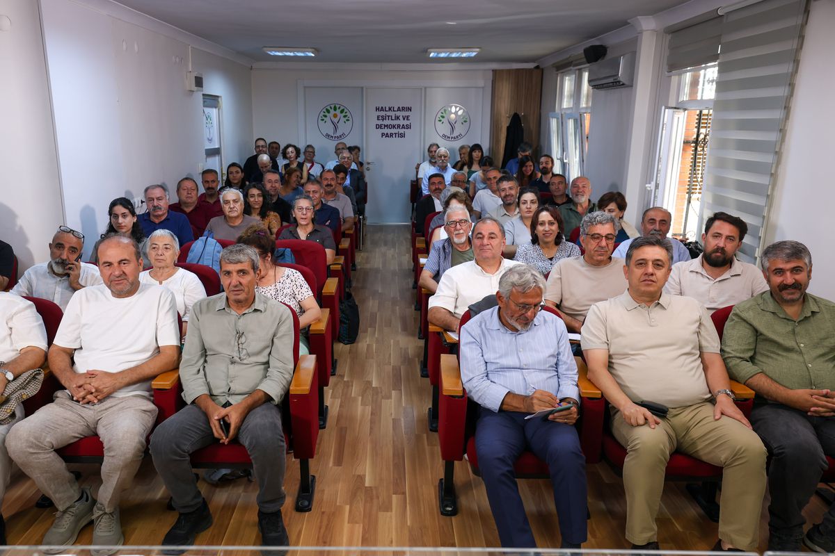 DEM Parti'nin Merkez Yürütme Kurulu üyeleri belli oldu