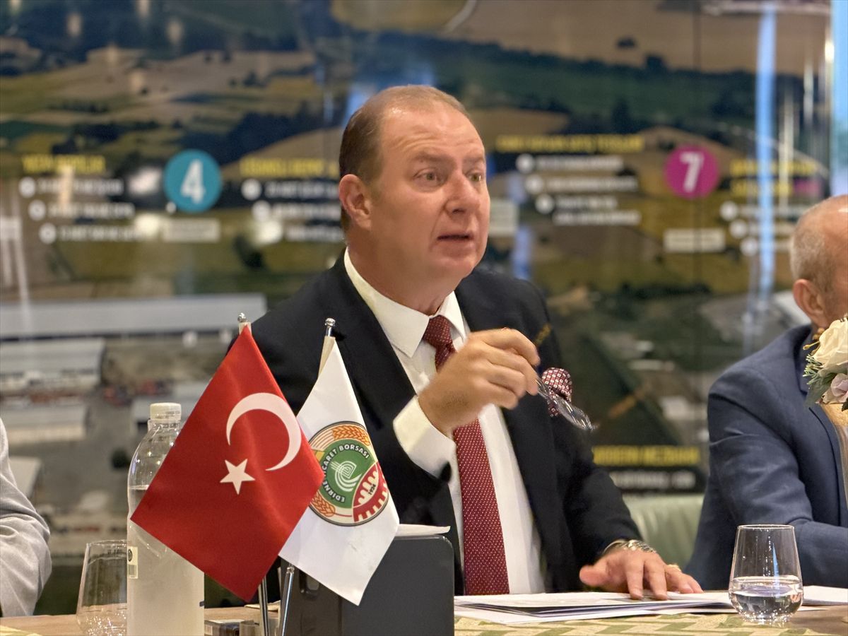 Edirne Ticaret Borsası Başkanı Öztürk, seçimlerde aday olmayacağını açıkladı