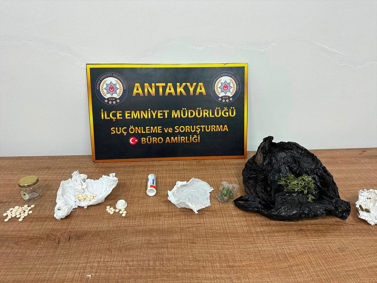 Hatay'da asayiş uygulamasından kaçmaya çalışan 3 şüpheli yakalandı