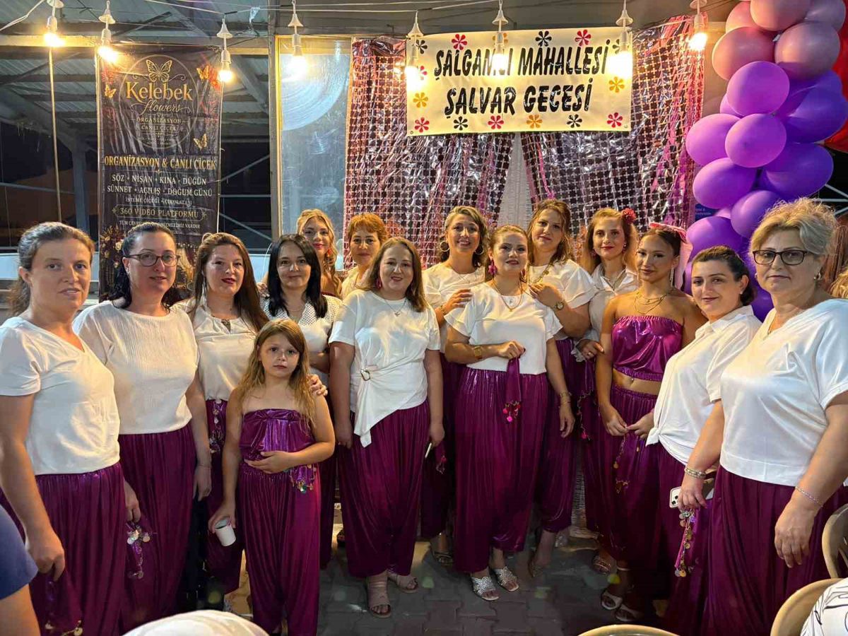Hayrabolu’da kadınlar şalvarlarıyla kültürlerini yaşattı