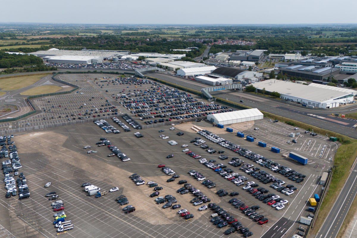 Jaguar Land Rover 4 bin kişiyi işten çıkarıyor