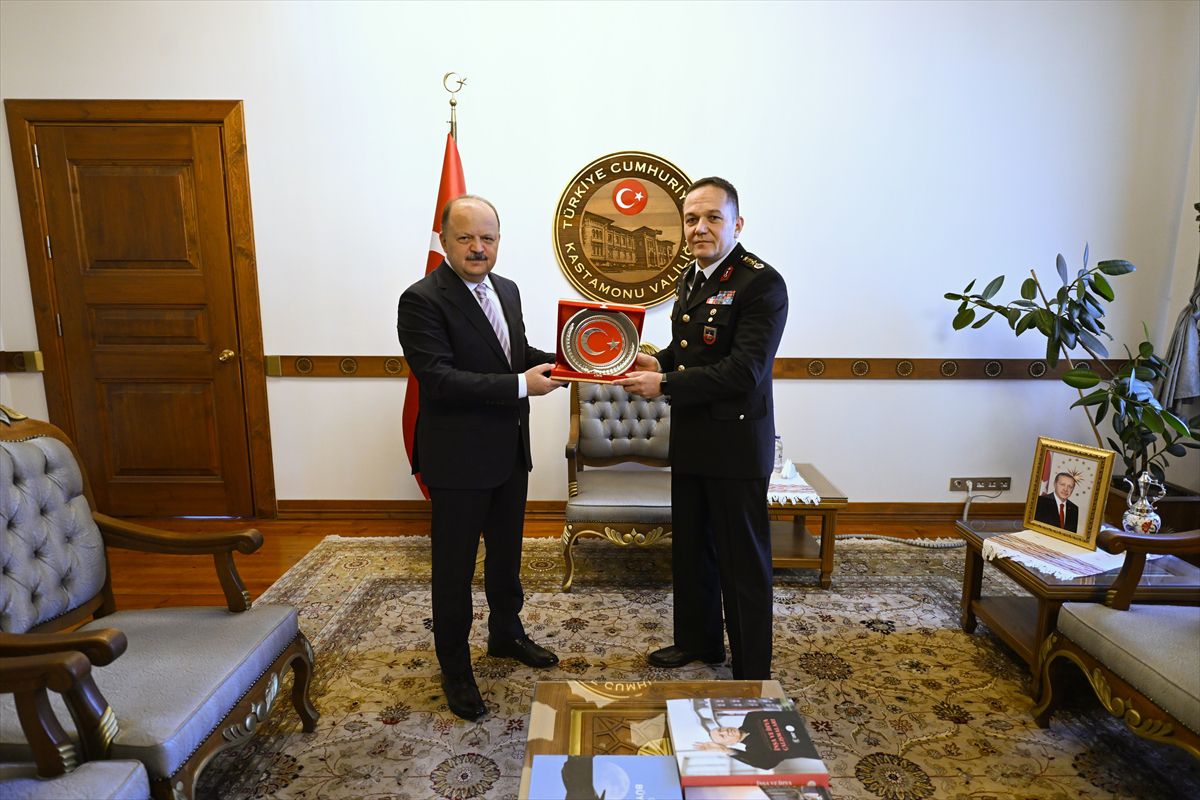 Kastamonu İl Jandarma Komutanı Kıdemli Albay Baydar'dan Vali Dallı'ya ziyaret