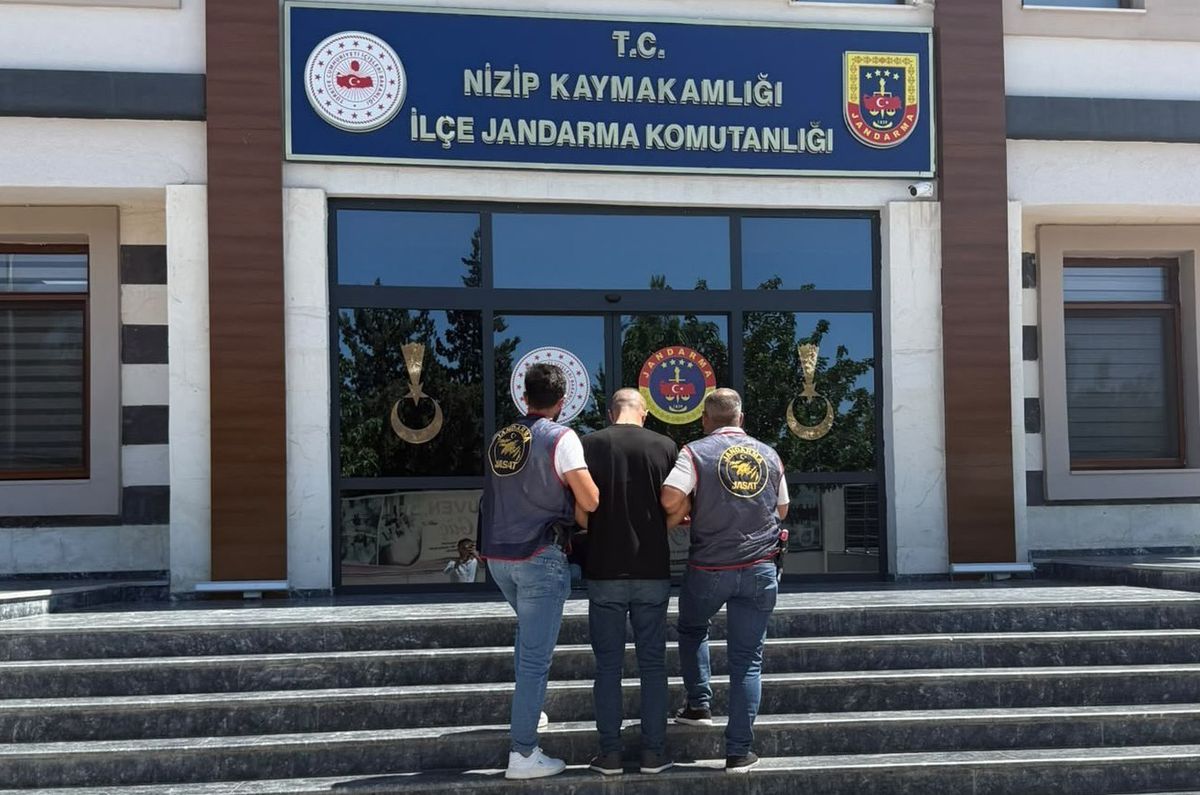 Gaziantep'te 10'ar Yıl Ceza ile Aranan 2 Şahıs Tutuklandı