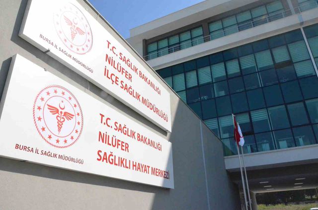 Giymek istediği kırmızı eteğe sığamayan 61 yaşındaki kadın 25 kilo verdi 4 kirmizi etek sevdasi 61 yasinda 25 kilo verdi 3 20214059 o