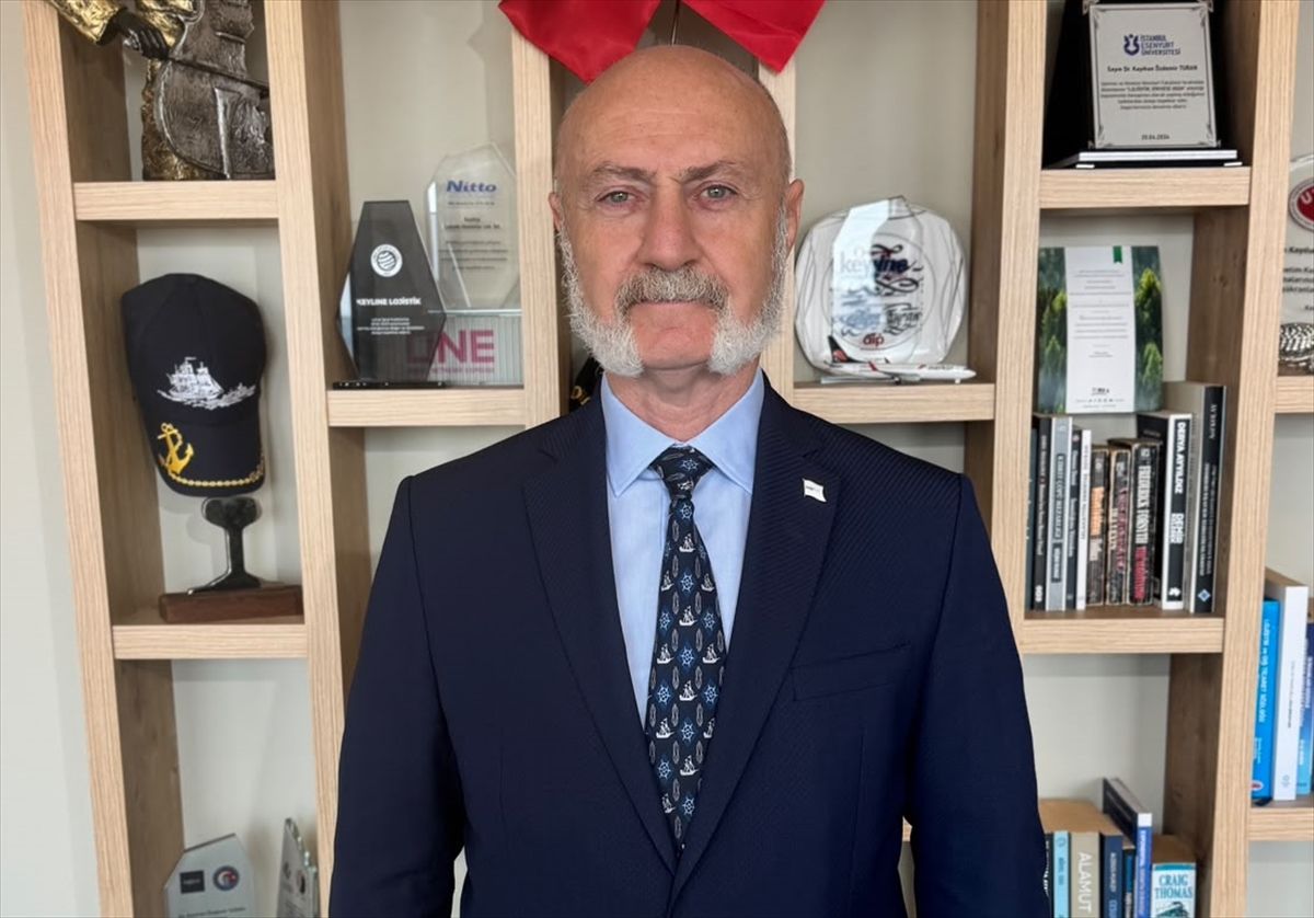 Üniversiteli tır sürücüleri yetişiyor
