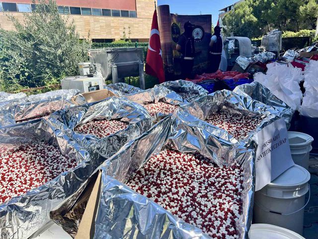 manisa da tarihi uyusturucu operasyonu piyasa 5 20215311 o