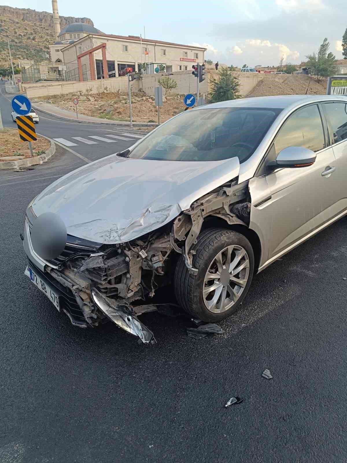 Mardin'de Maddi Hasarlı Trafik Kazası