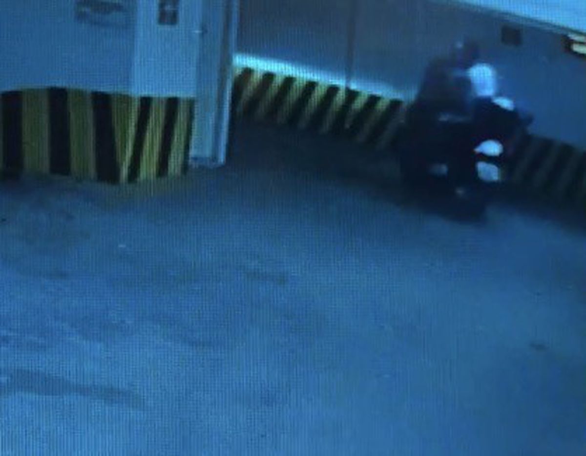 Polisten kaçtıları motosikleti otoparka park ettiler; 400 bin TL cezadan kaçamadılar