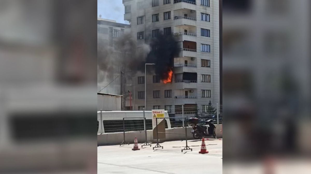 Şanlıurfa’da 8 katlı binada yangın: Bina sakinleri tahliye edildi