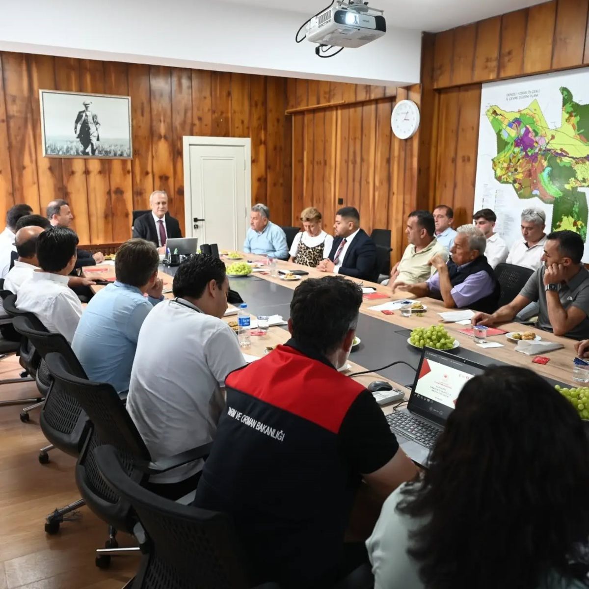 Denizli'de Üzüm Sektörü İstişare Toplantısı