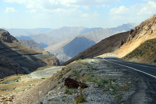 van bahcesaray yoluna yapilacak 13 kilometrel 5 20213926 o