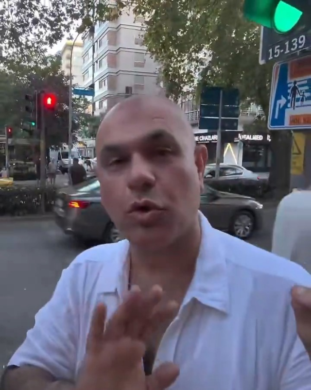 yolda karsilastiklari ajdari k 20213602 7363 1 m