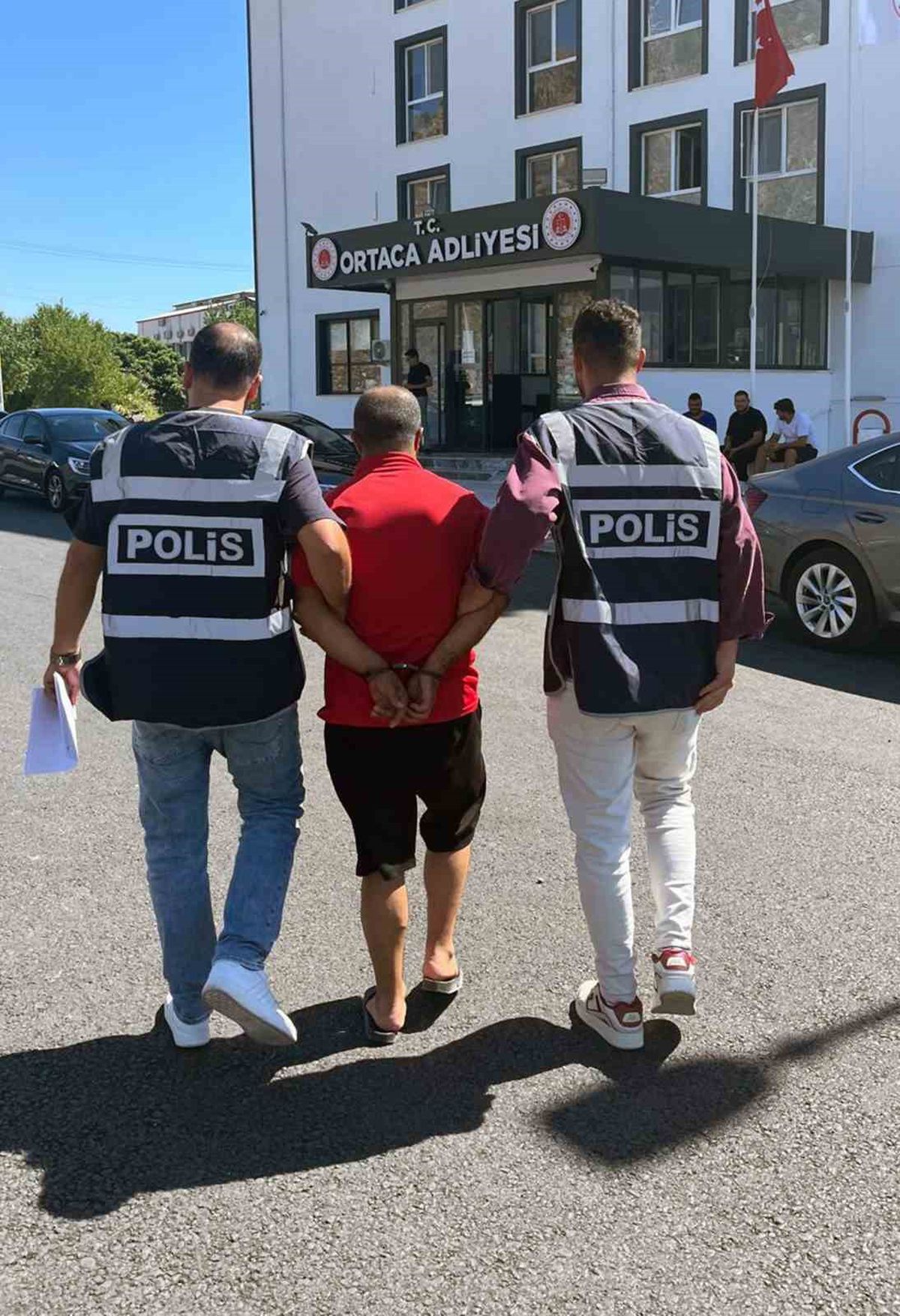 18 yıl 4 ay hapis cezasıyla aranan şahıs Dalaman’da yakalandı