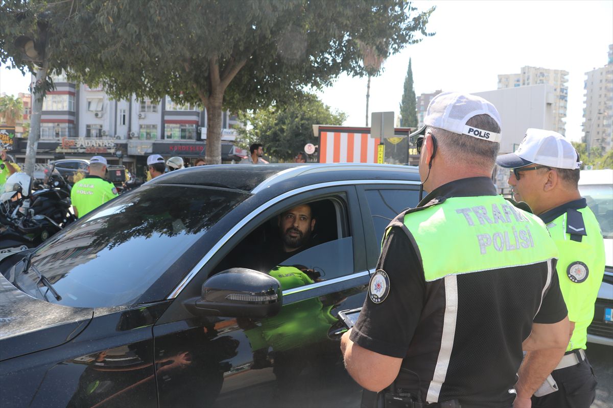 Adana'da dron destekli trafik denetimi yapıldı