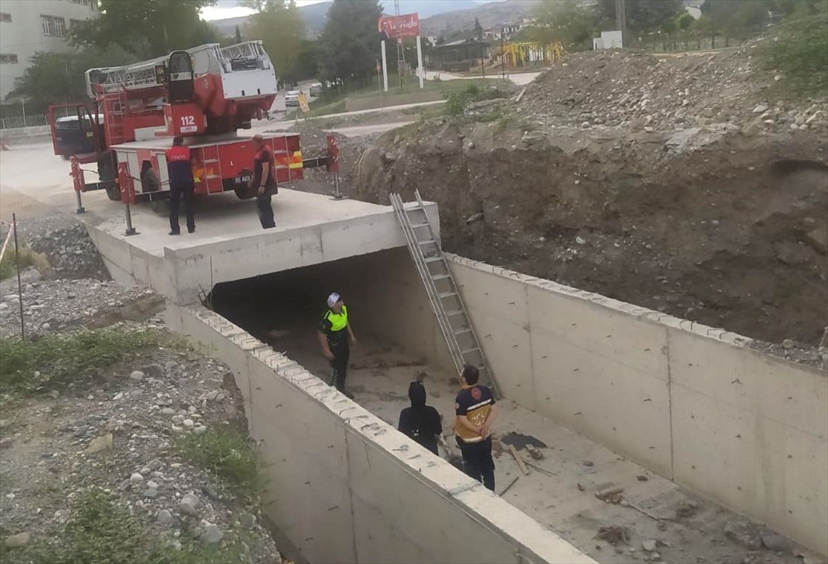 Amasya'da su kanalı inşaatına düşen kişi yaralandı