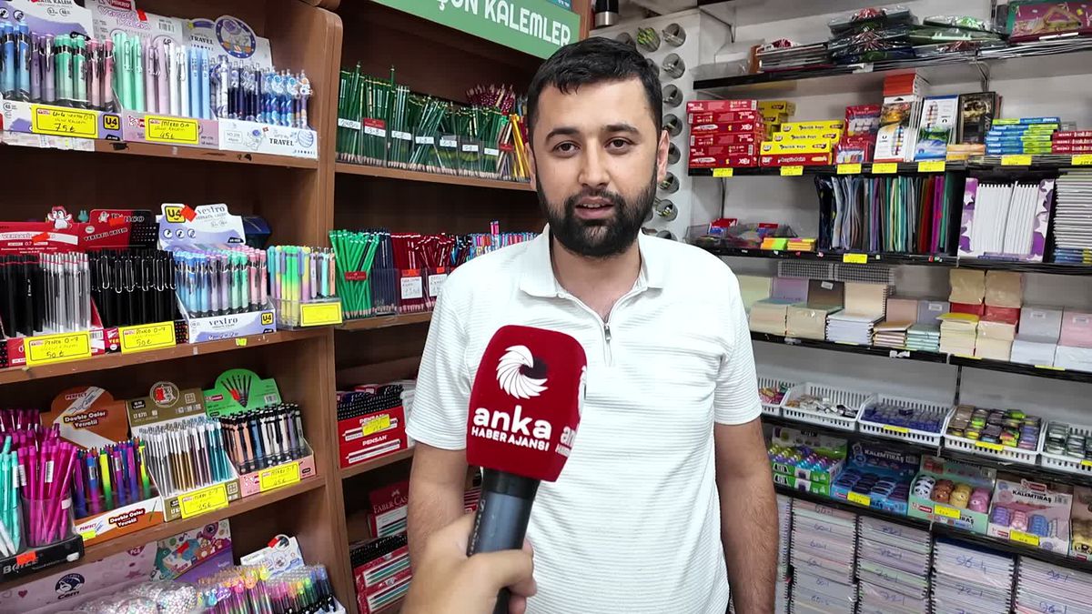Ankara Polatlı’da kırtasiye esnafı AVM ve büyük marketler nedeniyle iş yapamamaktan dert yandı