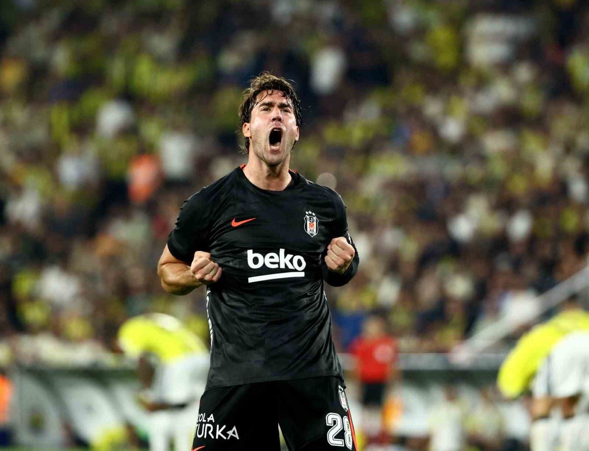 Beşiktaş: 'Dusan Vlahovic’in disipline sevk edilmesi kabul edilemez'