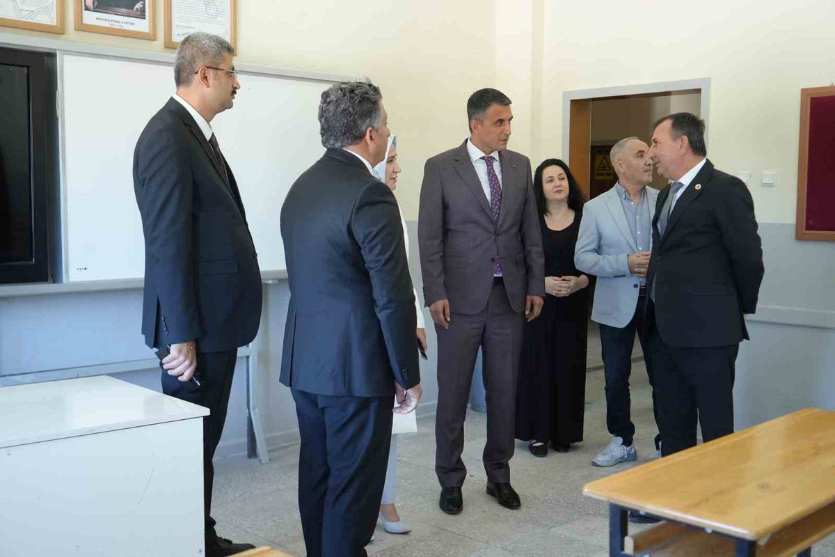Denetimli serbestlik yükümlüleri okulları yeni eğitim yılına hazırladı