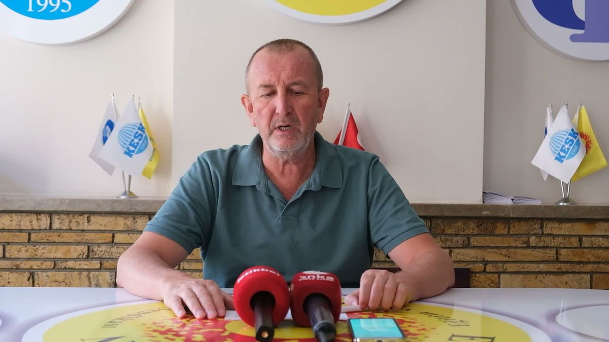 Eğitim Sen Eskişehir Şube'den MEB’e kıyafet tepkisi: 'Bakılması gereken yer öğretmenlerin giysileri değil, okulların fiziki koşulları'