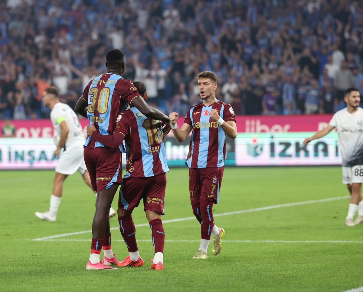 Ernest Muçi takımının skor yükünü üstlenmeye devam ediyor