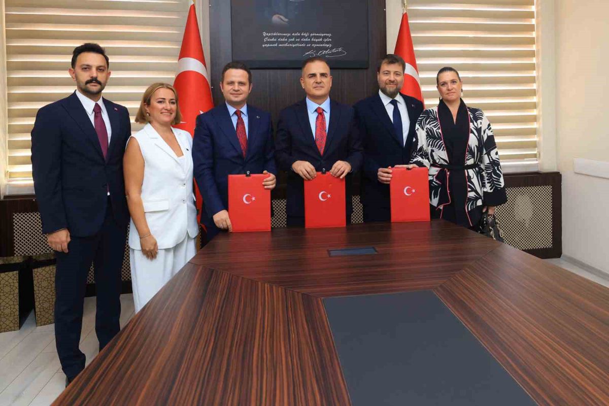Hayırsever desteğiyle Fethiye’ye yeni Anadolu Lisesi