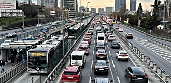 İstanbul'da trafik var mı? SON DAKİKA! 8 Eylül Salı hangi ilçelerde trafik var, hangi yollar kapalı?