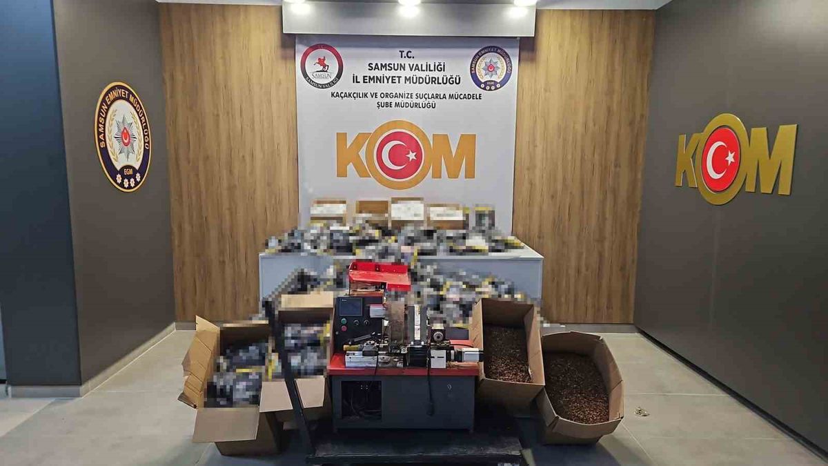 Kaçak 14 bin makaron ve 23 kilo tütün piyasaya sürülmeden ele geçirildi