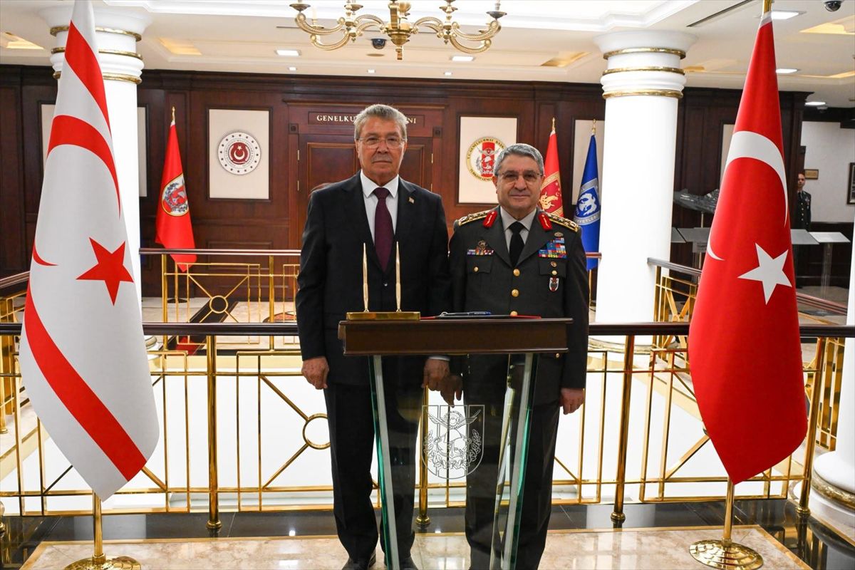 KKTC Başbakanı Üstel, Türkiye'de temaslarda bulundu