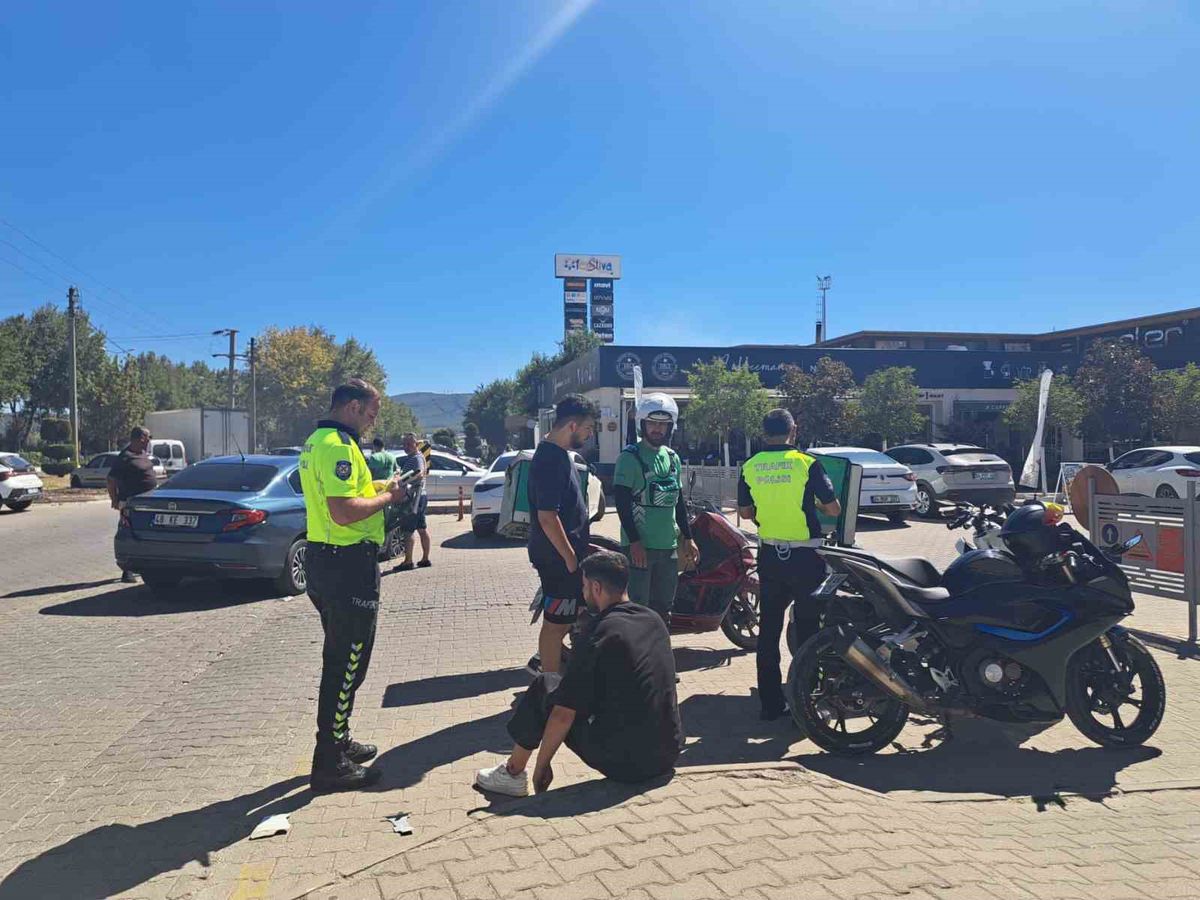 Menteşe’de motosiklet ve otomobil çarpıştı: 1 yaralı