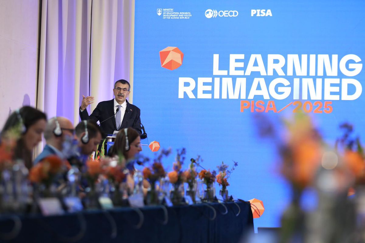 Milli Eğitim Bakanı Tekin, Slovakya'da PISA 2025 Bölgesel Toplantısı'na katıldı